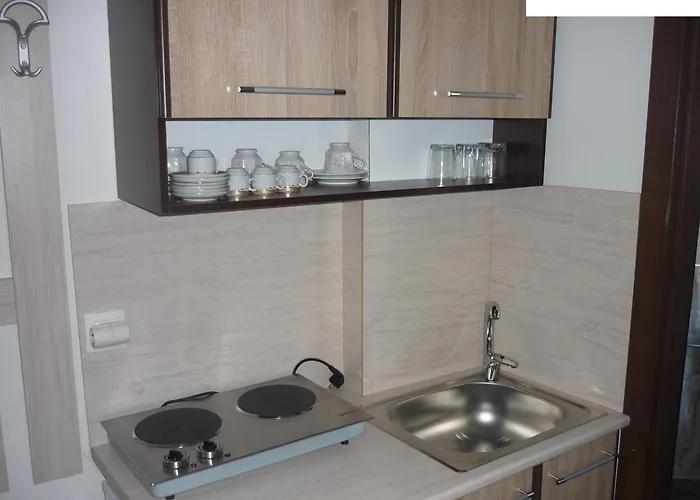 Zanet Bed & Breakfast 3*